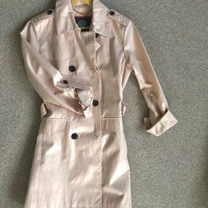 Blush spring trench by Vince Camuto